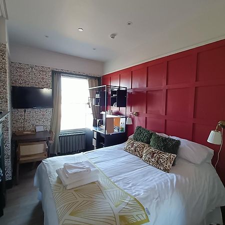 Rooms On The Prom Cheltenham Exteriör bild