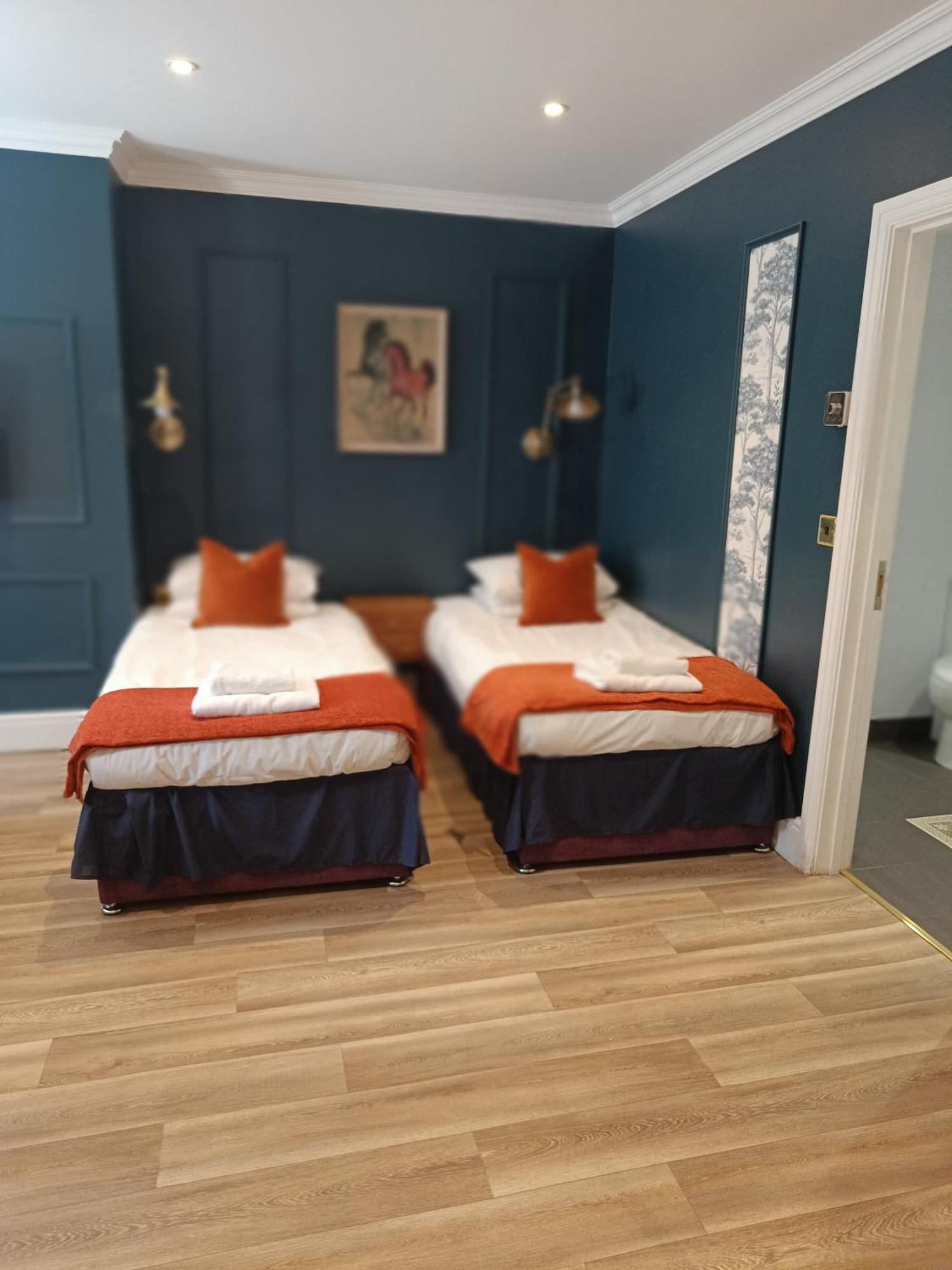 Rooms On The Prom Cheltenham Exteriör bild