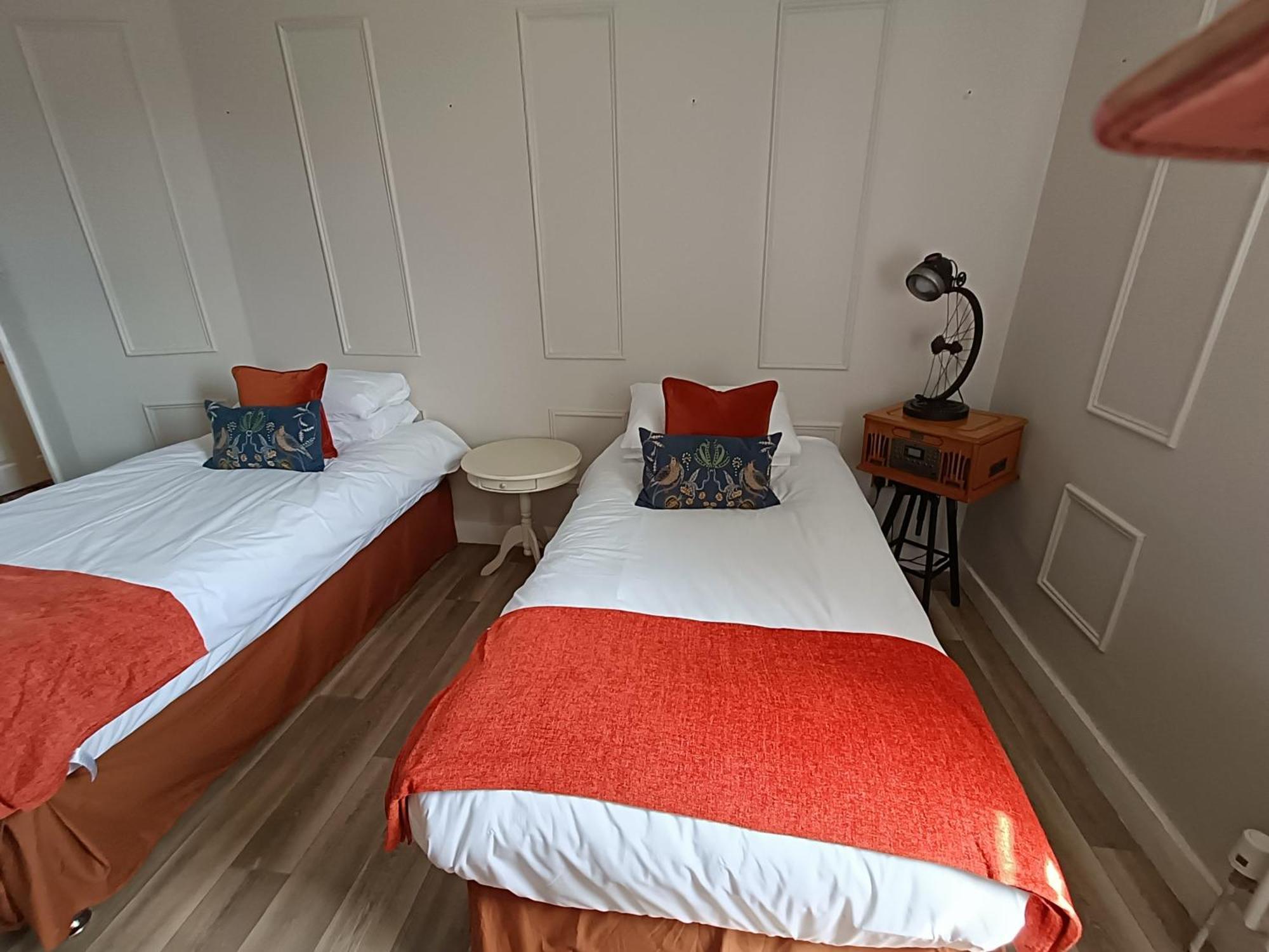 Rooms On The Prom Cheltenham Exteriör bild