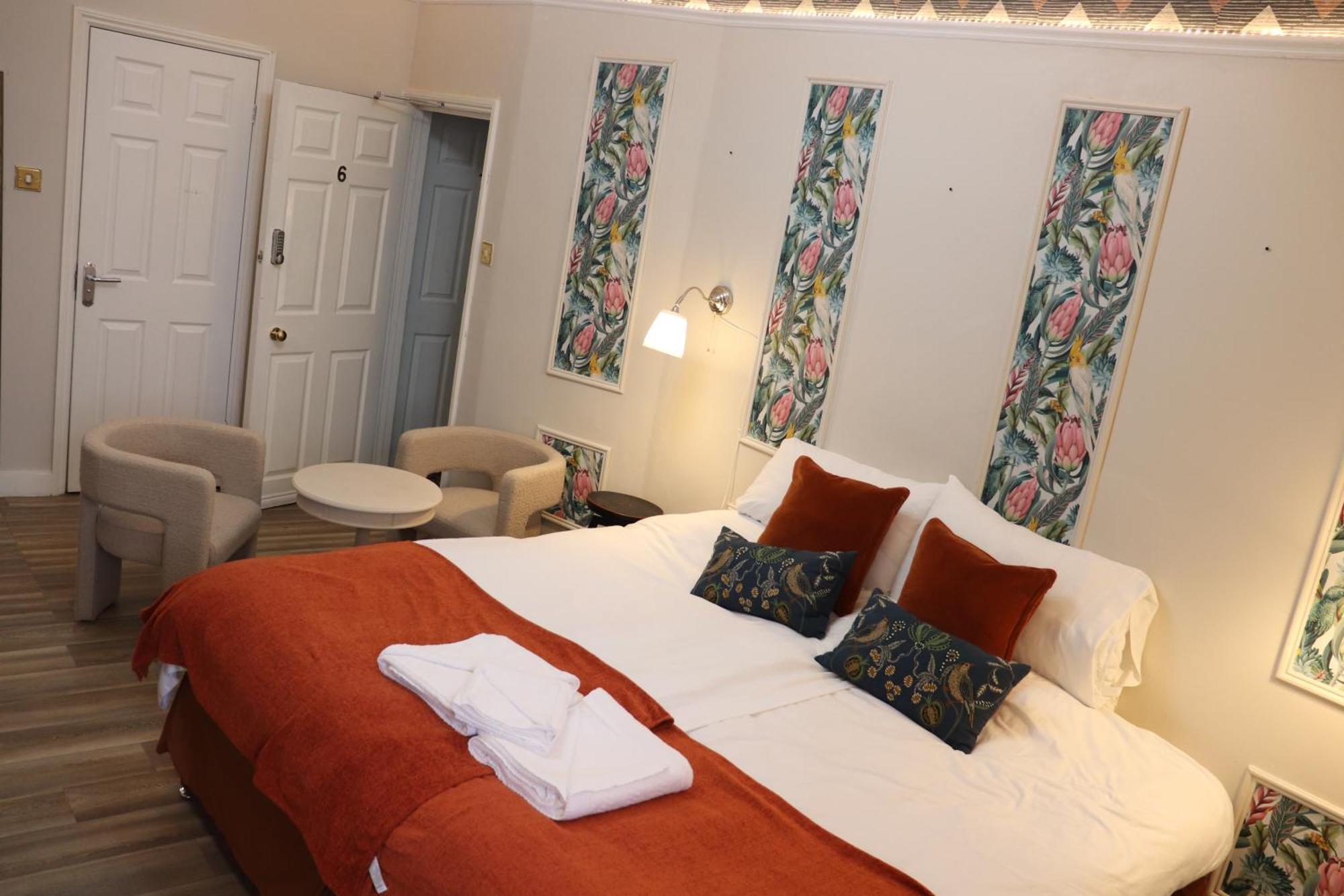 Rooms On The Prom Cheltenham Exteriör bild