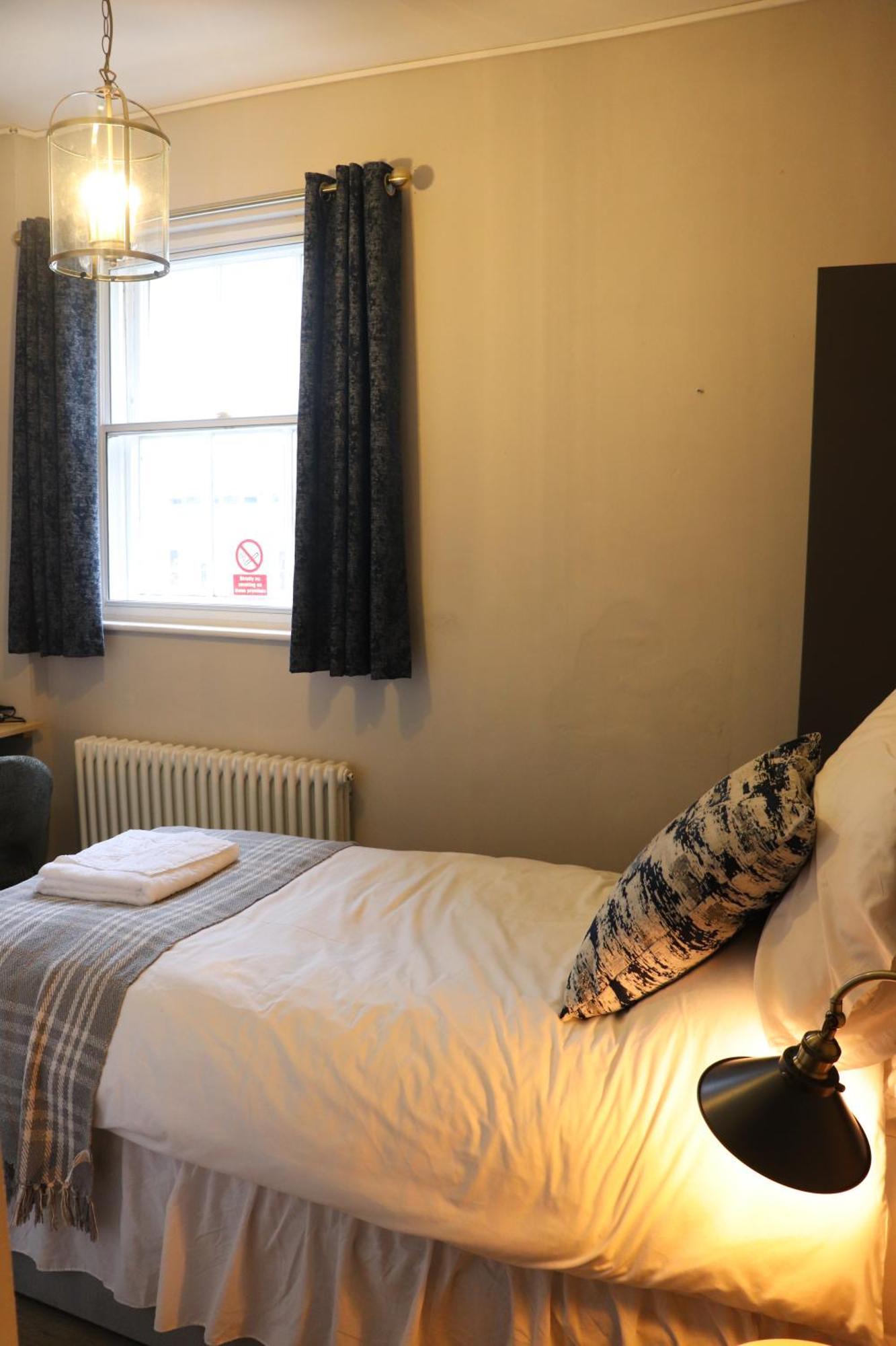 Rooms On The Prom Cheltenham Exteriör bild